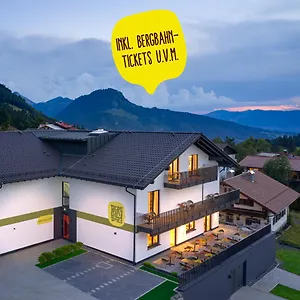 Bergbuddies - Uebernachtung Inklusive Kostenlosen Bergbahntickets Und Vielem Mehr Hotel